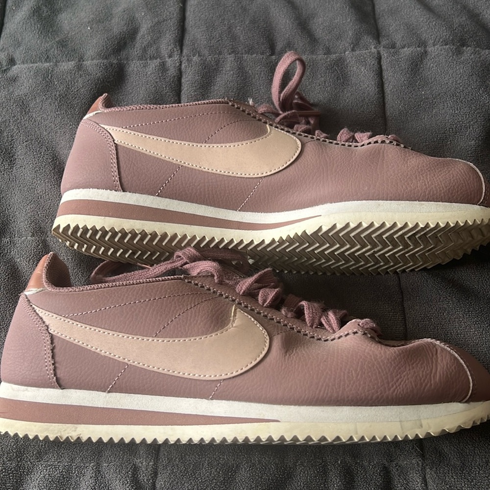 Size 9 women’s RARE Nike Cortez. Rose Gold. VERY lightly worn.